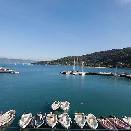 I Doi Fre-portovenere Semesterbostad